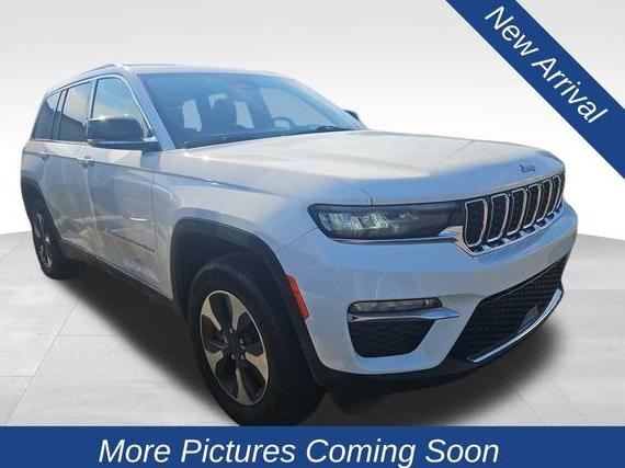 JEEP GRAND CHEROKEE 2024 1C4RJYB62RC115781 image